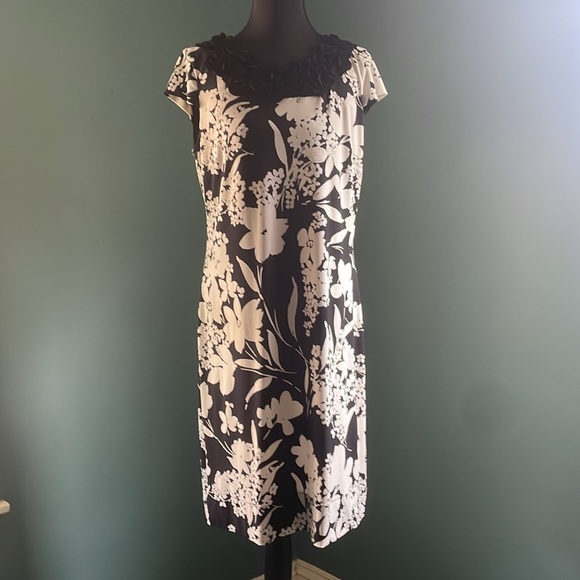 Alfani Black Textured Floral dress - Picture 1 of 6